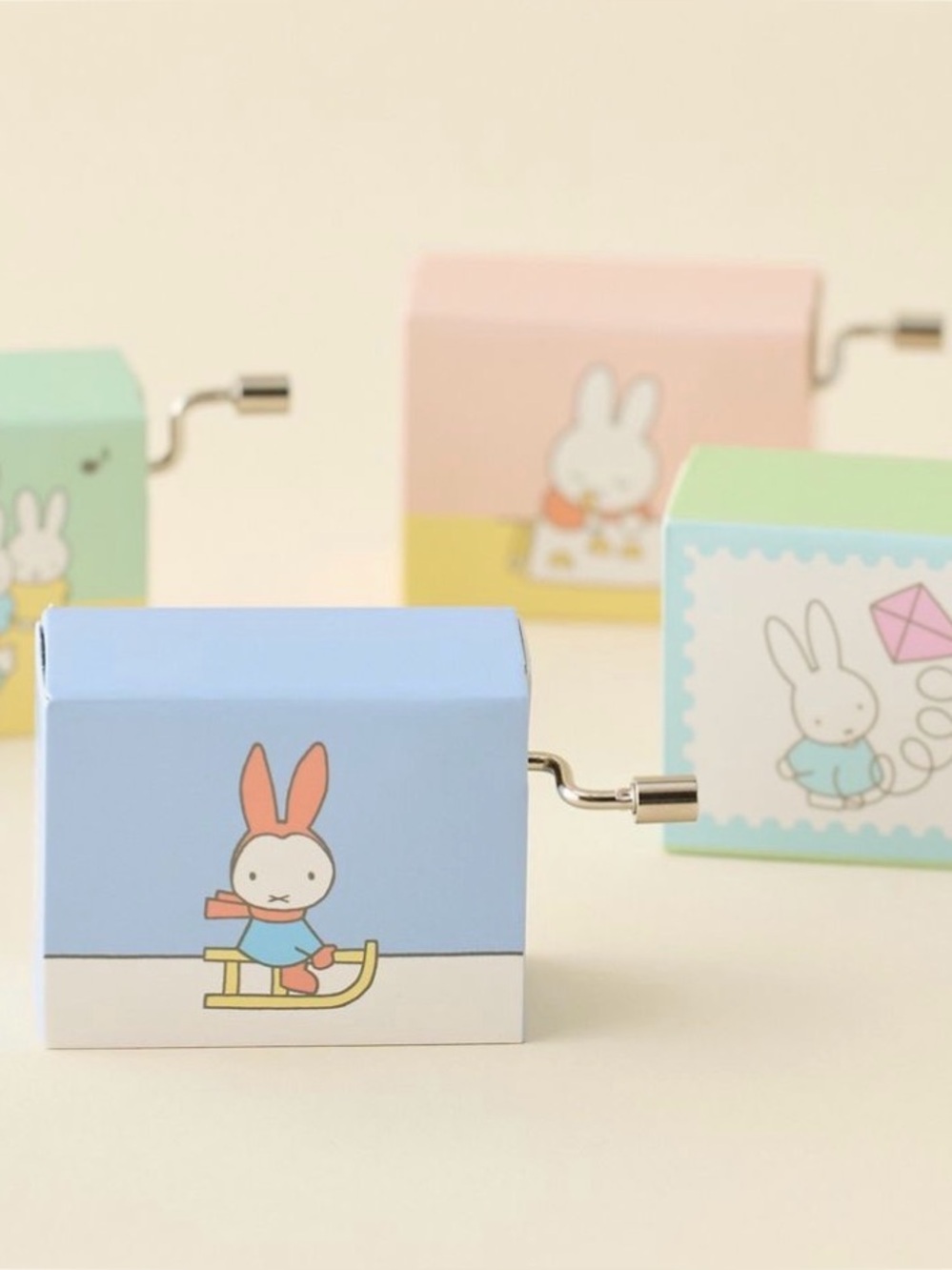 Miffy Pastel Pink Mini Blind Box Music Box
SKIING
